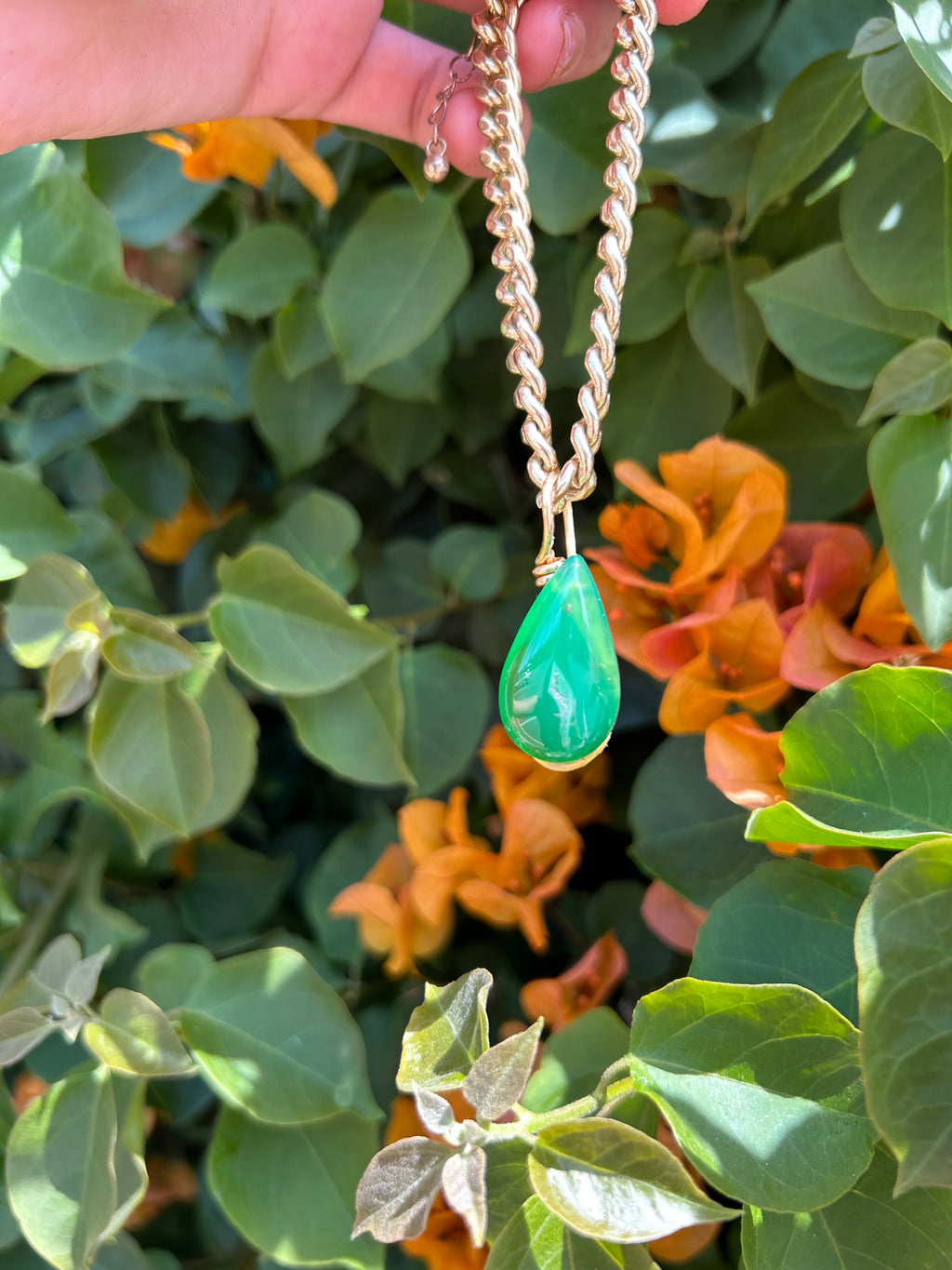 Vivid Green Agate Bracelet