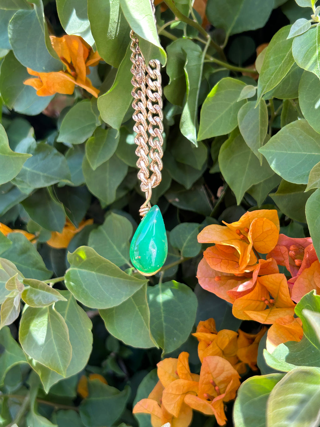 Vivid Green Agate Bracelet