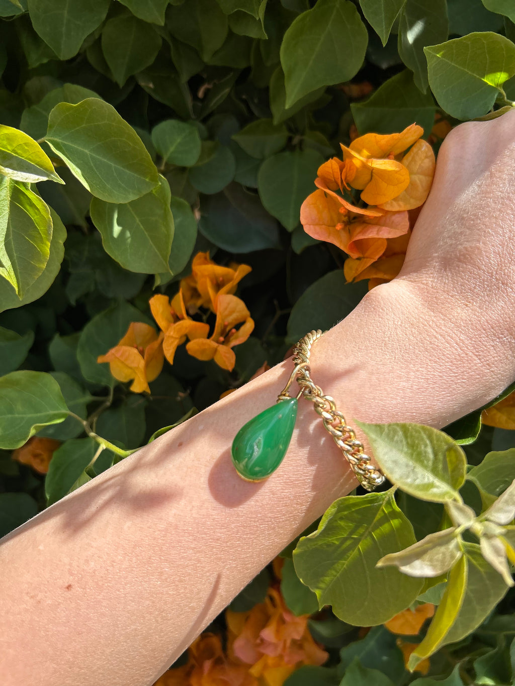Vivid Green Agate Bracelet